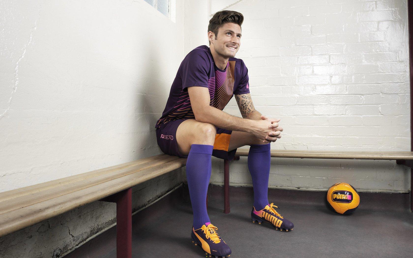 皇家马德里与巴塞罗那上演巅峰对决,西甲冠军悬念再起